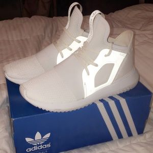 ADIDAS TUBULAR DEFIANT 5 WHITE